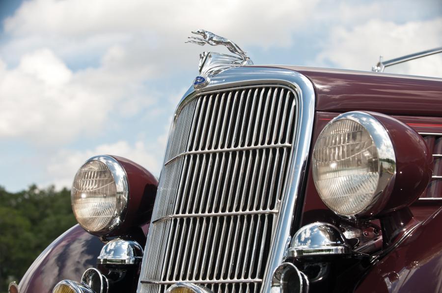  Ford DeLuxe Roadster 1935 года  (фото 32 из 41)